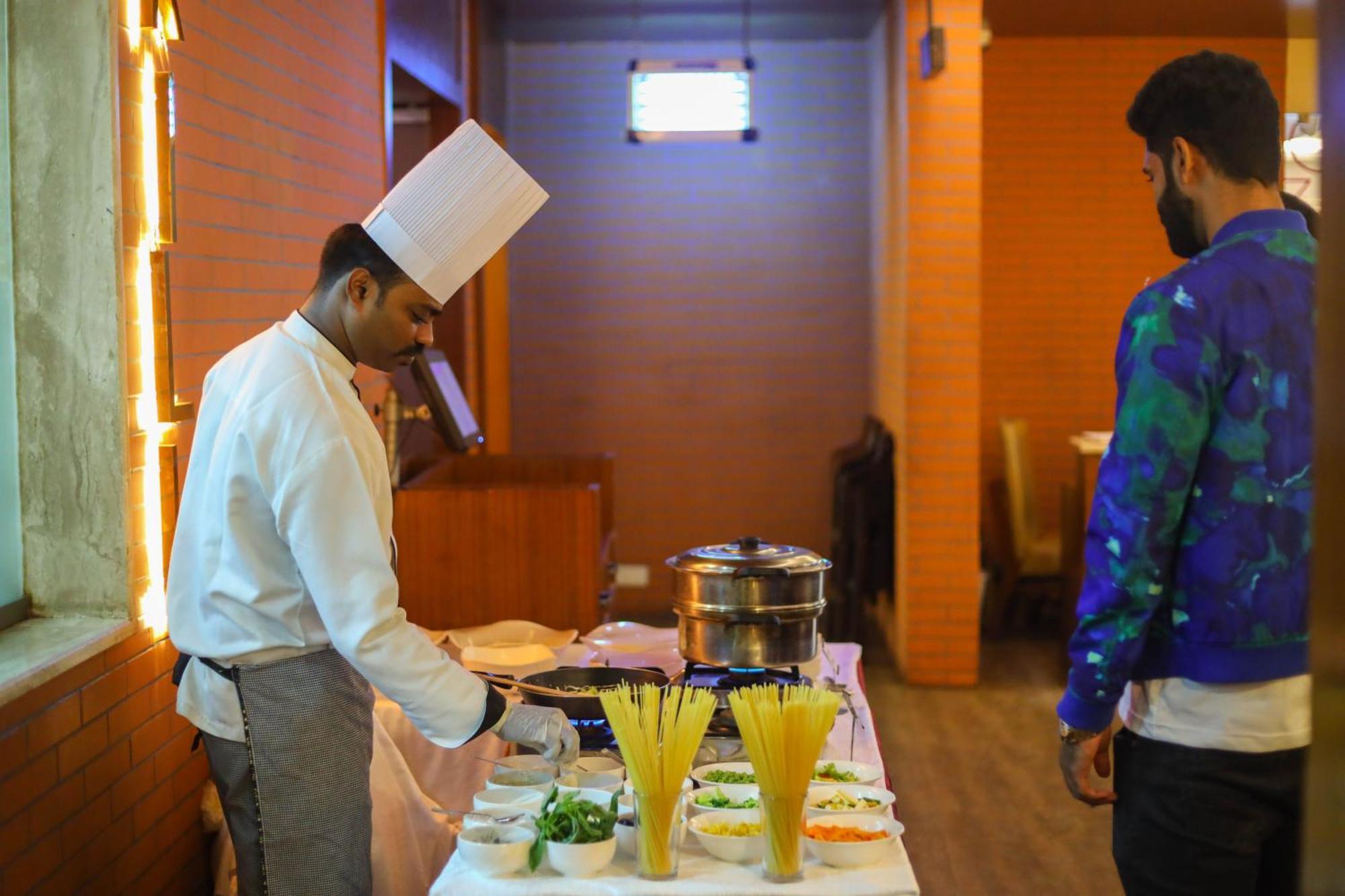 Hotel Jenneys Residency Coimbatore Exterior foto