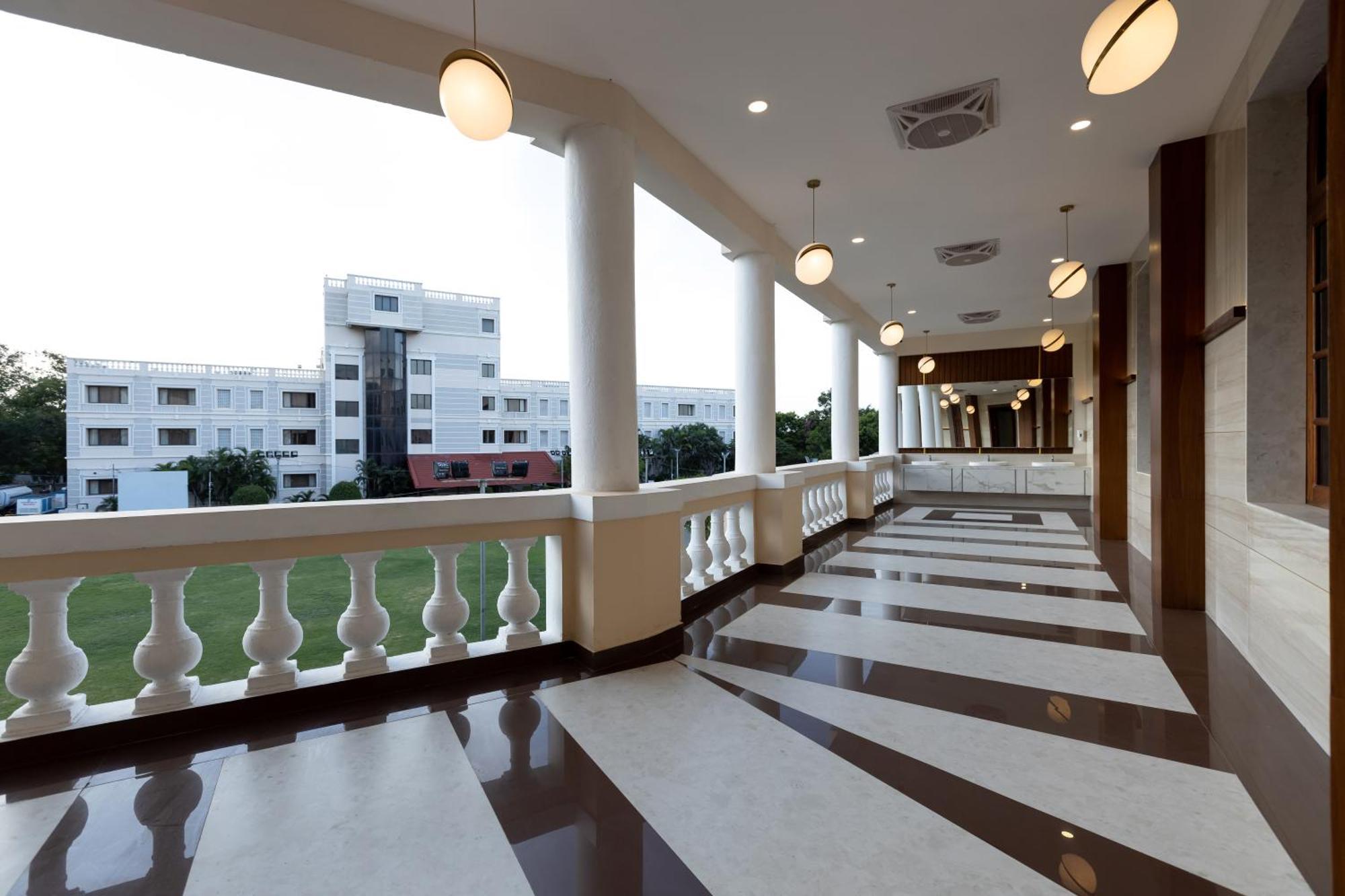 Hotel Jenneys Residency Coimbatore Exterior foto